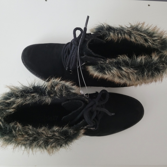 Sophie 17 Black Booties - Picture 7 of 7